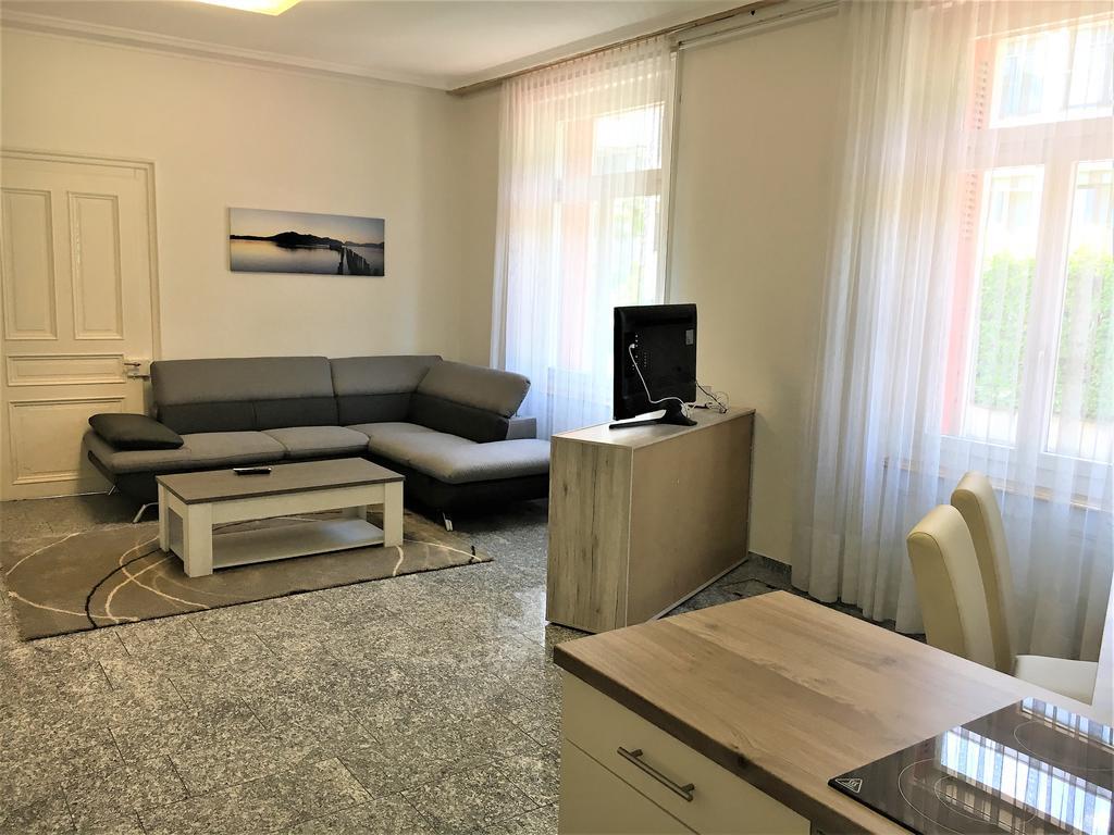 Ariba Aparthotel Базель Экстерьер фото